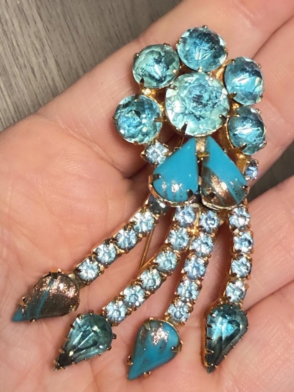 Vintage Aqua Blue Rhinestone Shooting Star Brooch Art Glass Gold Tone 1960s